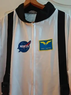 Naamiaisasu/penkkariasu (astronautti)