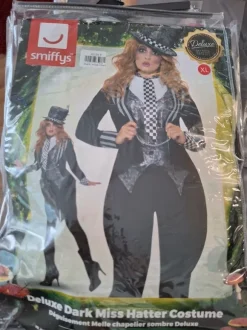 Naamiasasu DeluxeDarkMissHATTER