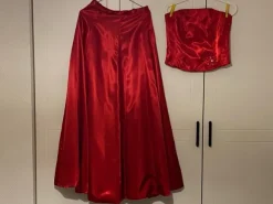 Naisten 2 osainen punainen juhlamekko