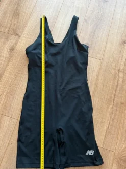 New balance m dydžio kombinezonas