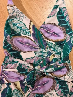 Next halterneck uimapuku