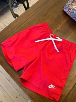 Nike baywatch badeshorts