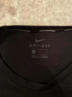 Nike Running DRI - fit T- paita