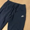 Nike Sportswear Cuffed pants