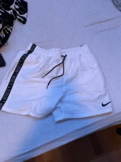 Nike uimashortsit