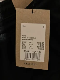 Nike urheilushortsit