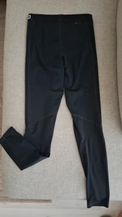 Niken urheilutrikoot