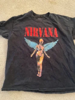 Nirvana t-paita