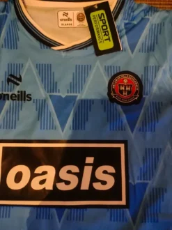 Oasis Gallagher brothers Bohemians live 25 football shirt