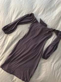 Off shoulder bodycon mekko