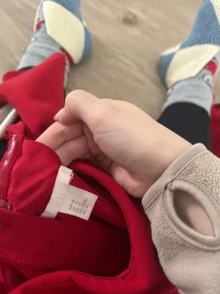 Off shoulder haalari