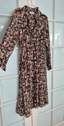 Only midimekko, koko M