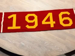 Oulun Kärppien fanihuivi