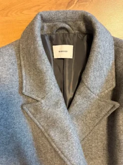 Płaszcz szary S Reserved wiązany