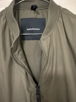 Peak Performance toppaliivi