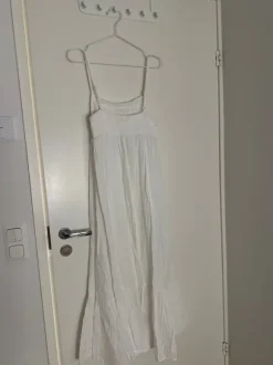 Pellavainen kesämekko