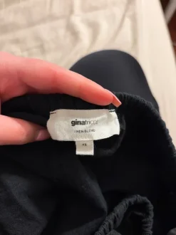 Pellavasekoite shortsit