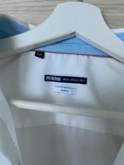 Petrifun kauluspaita