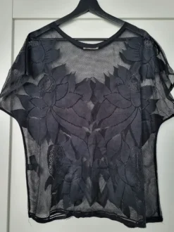 Pieces musta pitsipaita