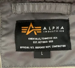 Pilottitakki, Alpha Industries