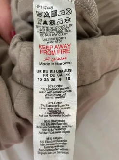 PrettyLittleThing olohousut