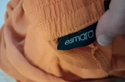 Puolipitkät oranssit housut