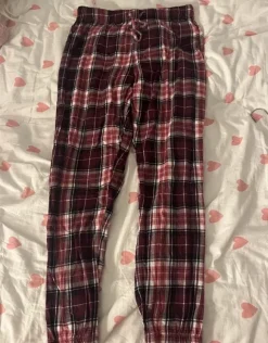 Pyjamahousut valkovioletti