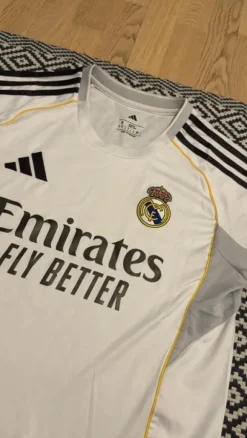 Real Madrid home shirt 25/26 no name