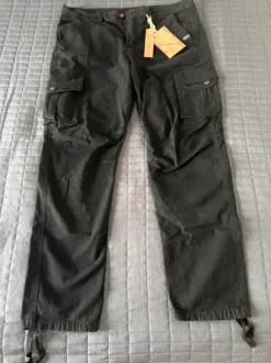 Reisitasku housut, uudet, w36