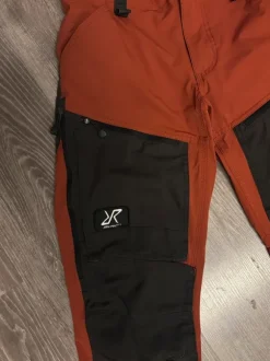 RevolutionRace housut S/48