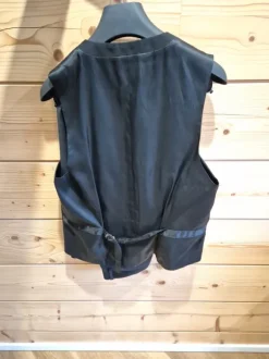 Rileyn musta pukusetti