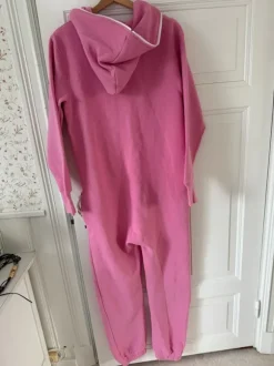 Rosa onepiece storlek S