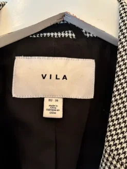 Ruudullinen bleiseri