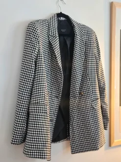 Ruudullinen bleiseri