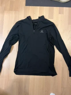 Salomon urheilupaita