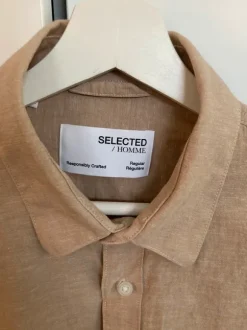 Selected kauluspaita