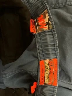 Siniset SuperDry Cargo shortsit