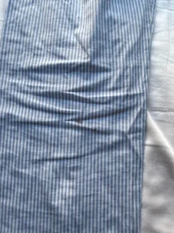 sinivalkoiset yöhousut