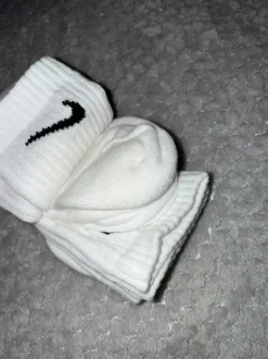 Skarpetki nike. Rozmiar 38-42.