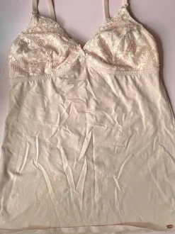 SKNB nursing top, pink with lace