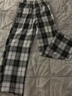 Spodnie w kratke