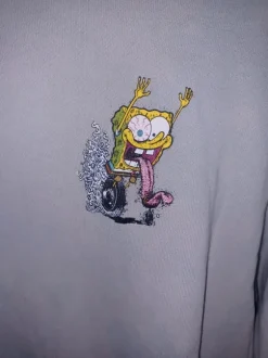 Sponge Bob collegepaita H&M koko L