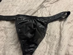 Stringi męskie Ala skórzane