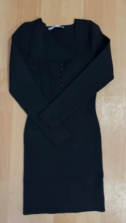 Sukienka Bershka M z “gorsetem”