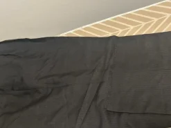 Suoravekilliset housut