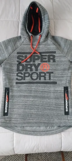 Superdry Sport -huppari
