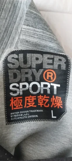 Superdry Sport -huppari