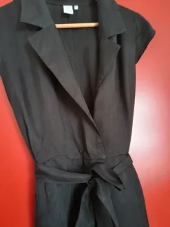 Svart jumpsuit från mbyM