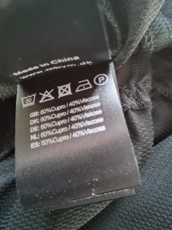 Svart jumpsuit från mbyM