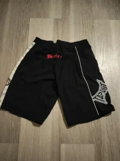 Tapout kamppailushortsit